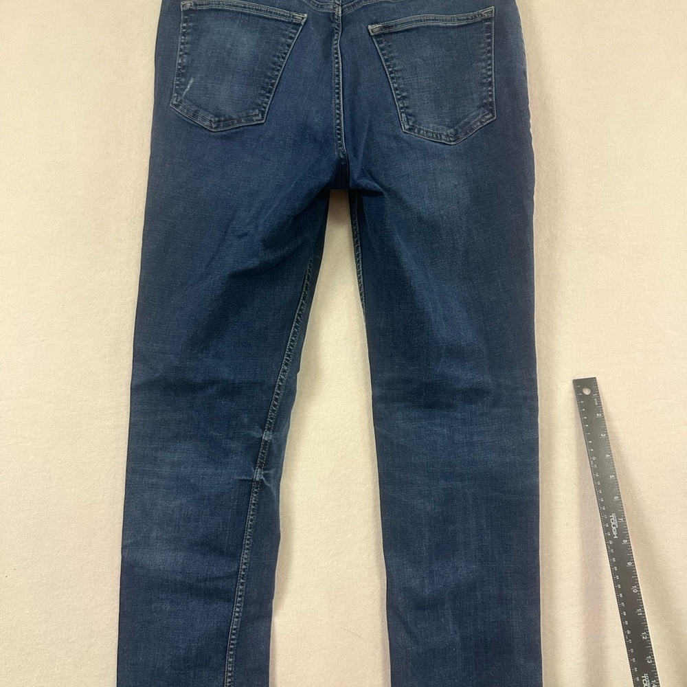 Old Navy Jeans - Mens 33 x 32 - Blue - Straight Built In Flex - Distressed - Picture 4 of 9